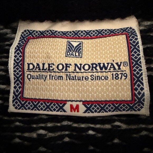Vintage DALE of NORWAY Wool Pullover Ivory Sweater Medium - Picture 15 of 16